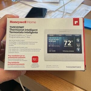 Honeywell Programmable Thermostat with Display